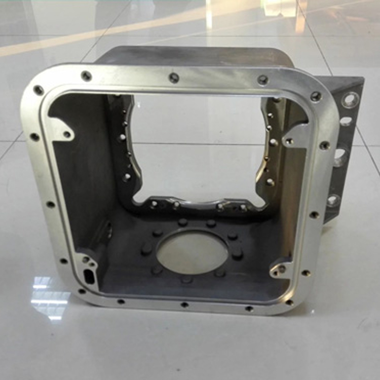 青島鋁鑄件，青島（dǎo）壓鑄廠家g