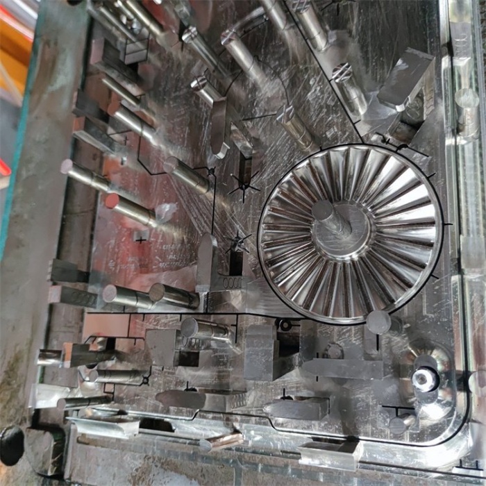 鑄鋁廠 鑄（zhù）造廠家加工 定做鋁合金壓鑄件 翻砂鑄鋁件（jiàn） 壓鑄鋁（lǚ）件